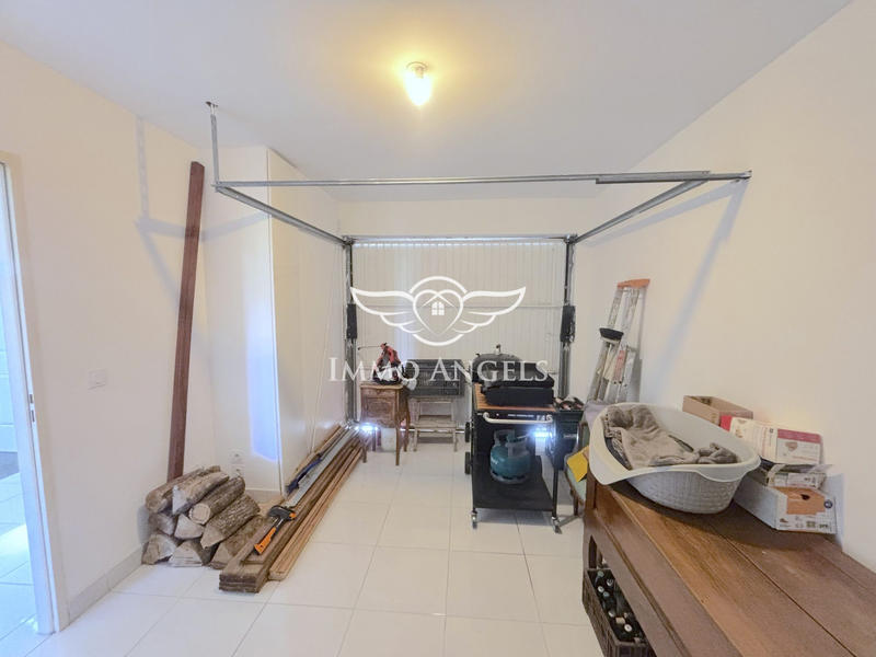 Maison traditionnelle - 107 m² - 4 pièces