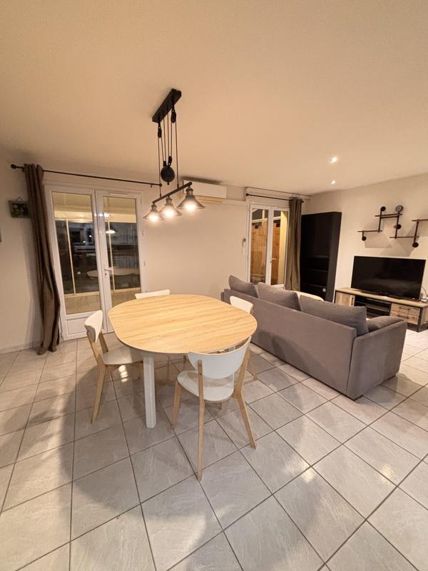 Appartement - 62 m² - 2 pièces