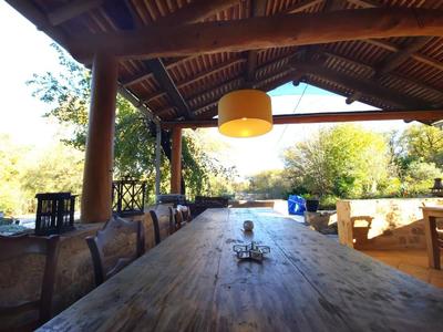 Propriété - 230 m² - 11 pièces