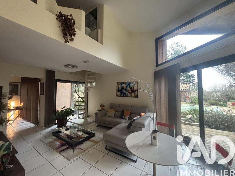 Maison - 175 m² - 5 pièces