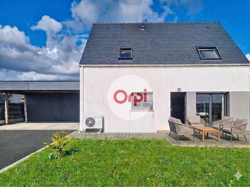 Maison - 96 m² - 5 pièces