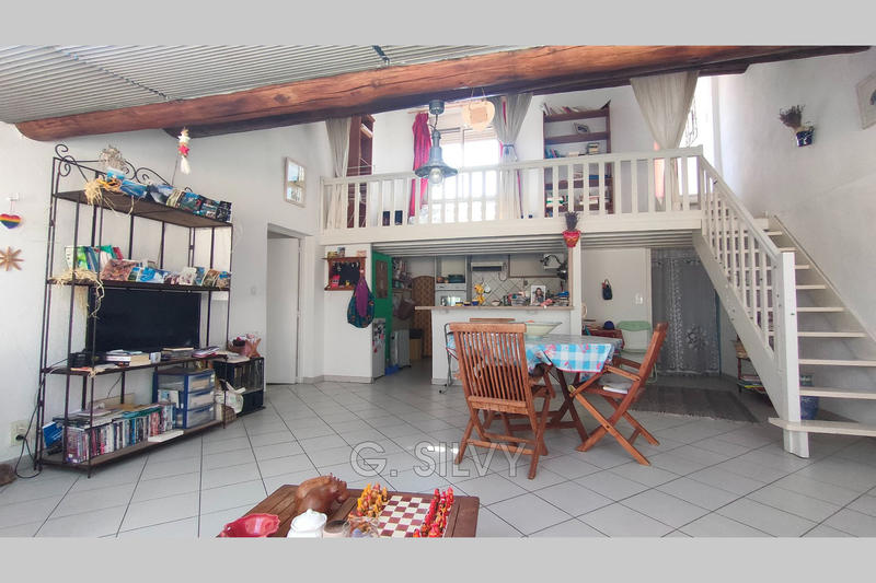 Appartement - 110 m² - 4 pièces