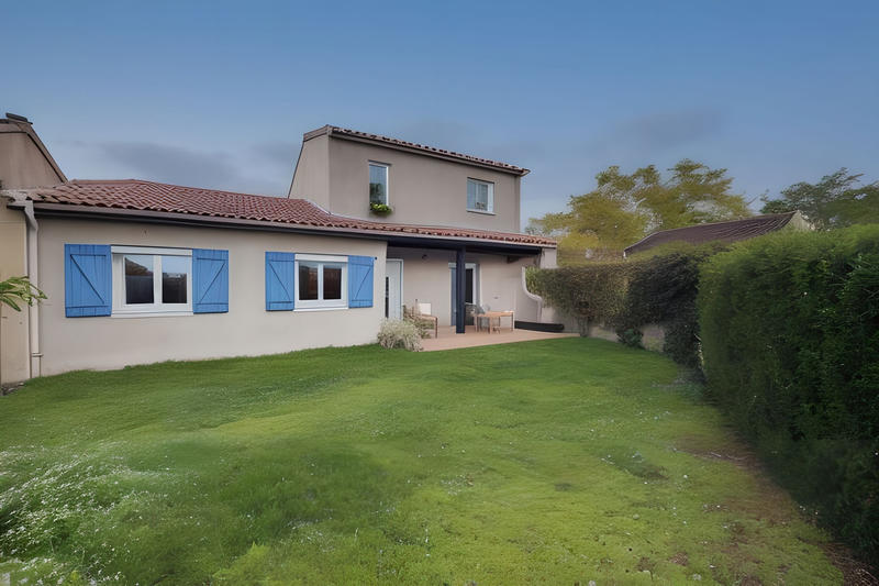 Maison - 133 m² - 6 pièces