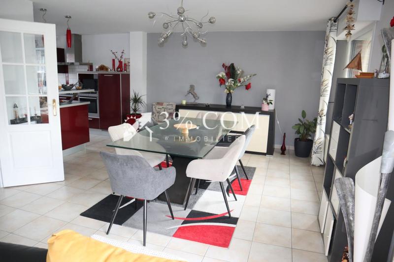 Maison - 101 m² - 5 pièces