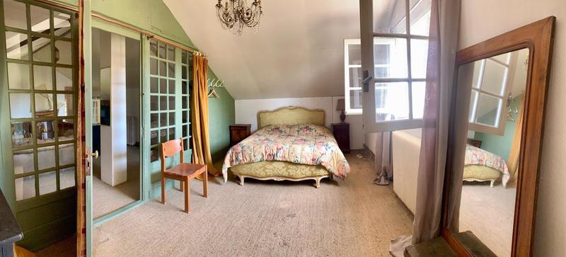 Maison - 347 m² - 13 pièces