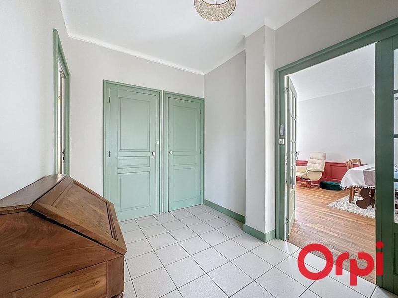 Maison - 189 m² - 7 pièces