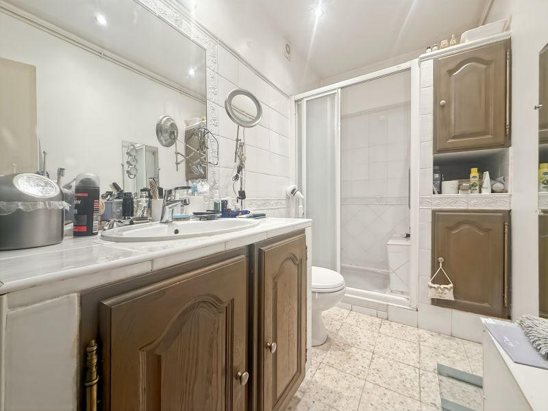 Maison - 190 m² - 8 pièces