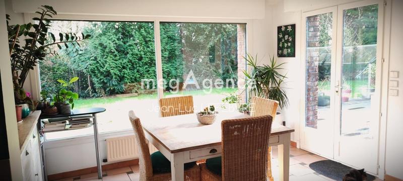 Maison - 240 m² - 8 pièces