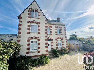 Maison de ville - 186 m² - 10 pièces