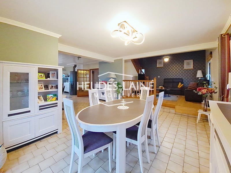 Maison - 139 m² - 6 pièces