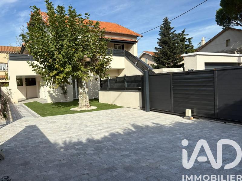 Appartement - 84 m² - 4 pièces