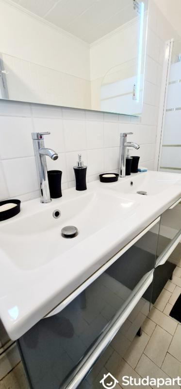 Chambre - 13 m² - 1 pièce