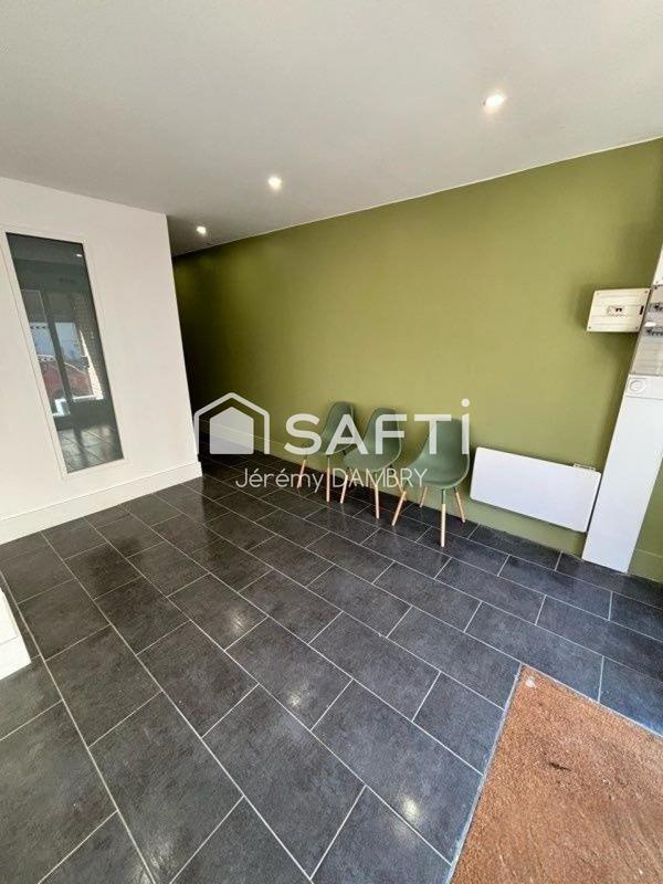 Local commercial - 118 m² - 5 pièces