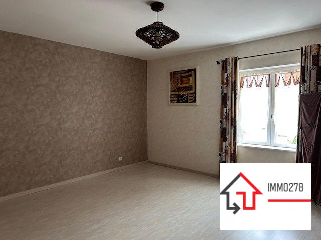 Maison - 232 m² - 7 pièces