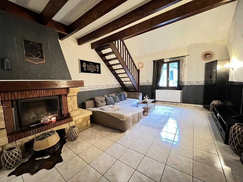 Maison - 155 m² - 7 pièces