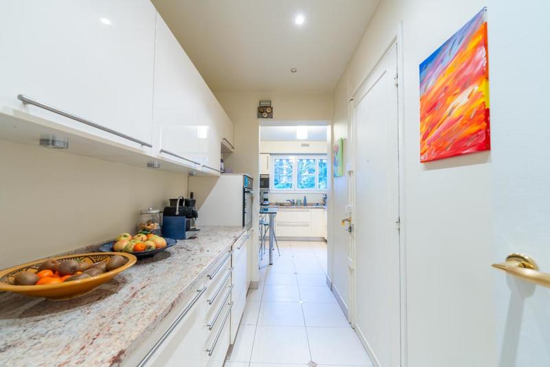 Appartement - 135 m² - 4 pièces