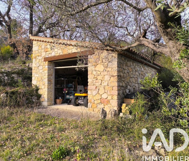 Maison - 232 m² - 6 pièces