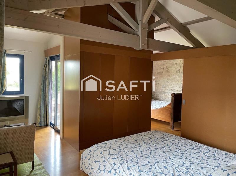 Maison - 245 m² - 8 pièces