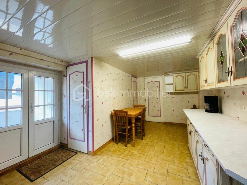 Maison - 184 m² - 6 pièces