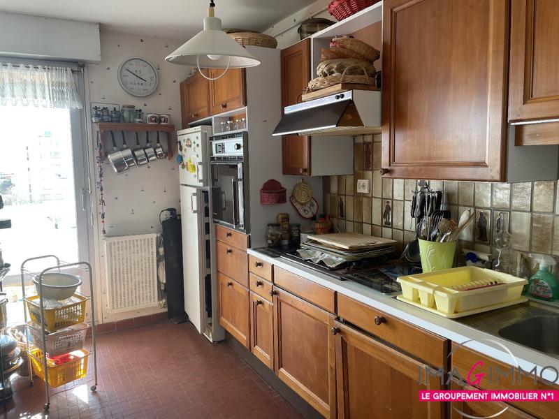 Appartement - 82 m² - 3 pièces