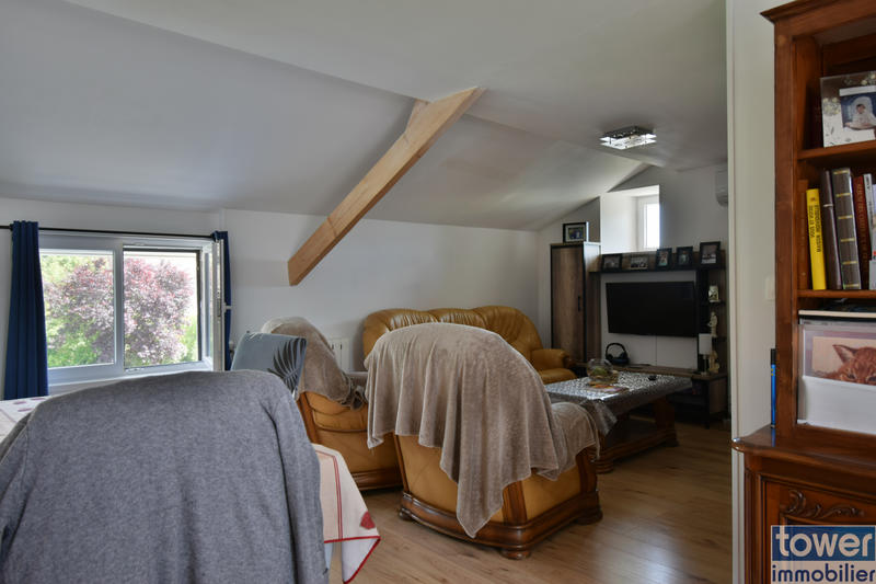 Propriété - 278 m² - 12 pièces