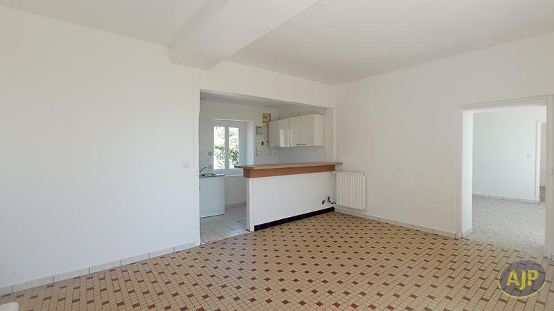 Maison - 81 m² - 5 pièces