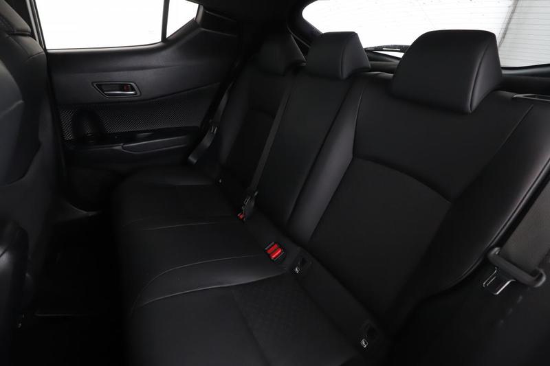 Toyota c-Hr 1.8 Hybride Graphic 122 ch