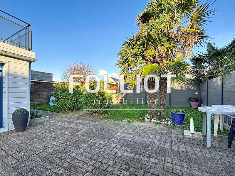 Maison - 180 m² - 8 pièces