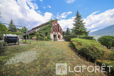 Maison - 171 m² - 5 pièces