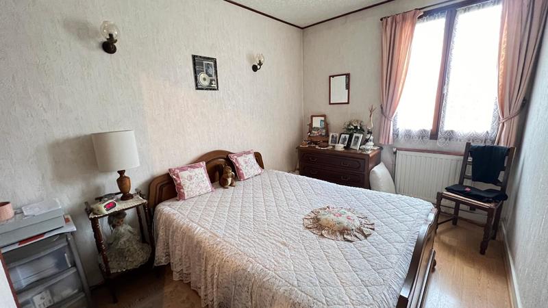 Maison - 97 m² - 5 pièces