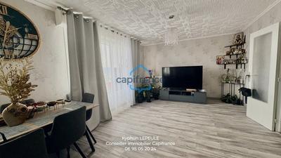 Appartement - 92 m² - 9 pièces