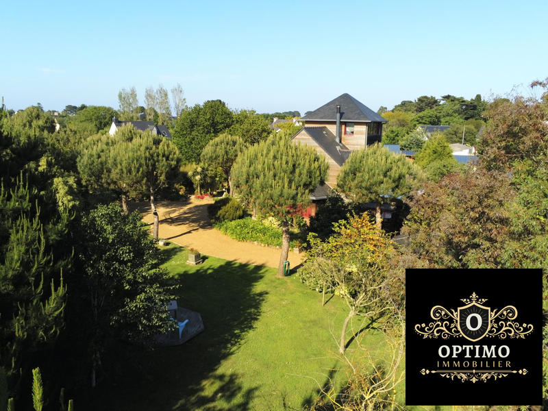 Villa - 168 m² - 9 pièces