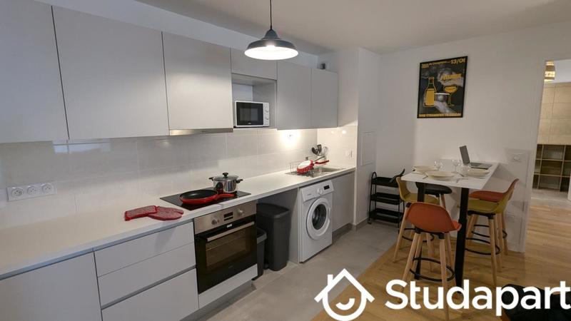 Chambre - 10 m² - 1 pièce