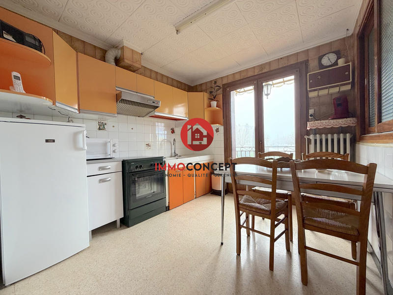 Maison - 111 m² - 5 pièces