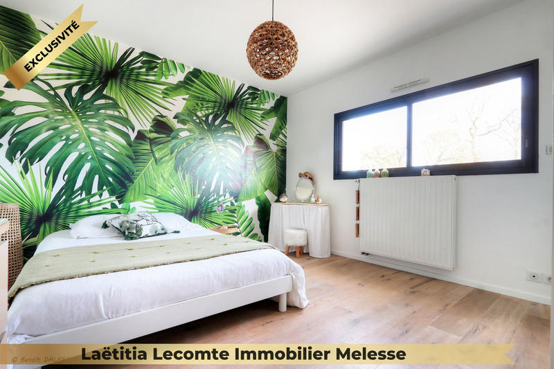 Maison - 213 m² - 9 pièces