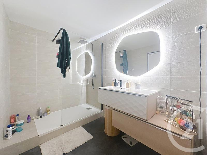 Duplex - 97 m² - 3 pièces