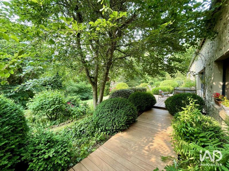 Maison de village - 300 m² - 10 pièces