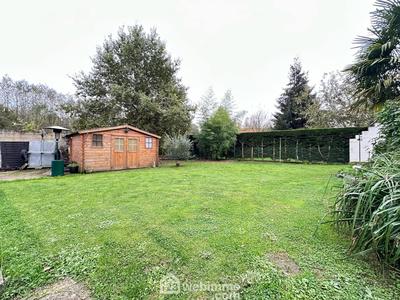 Maison - 187 m² - 8 pièces