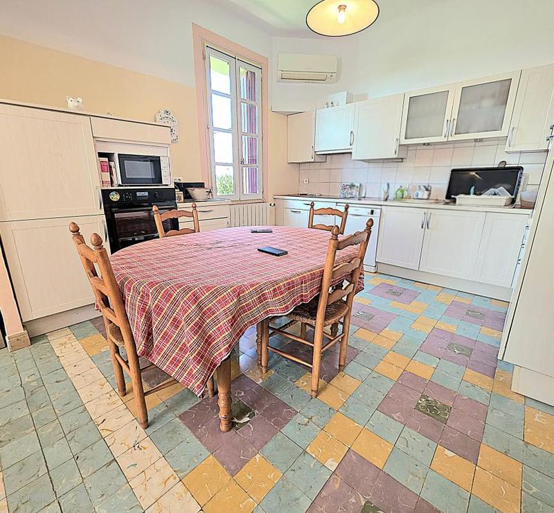 Mas - 159 m² - 6 pièces