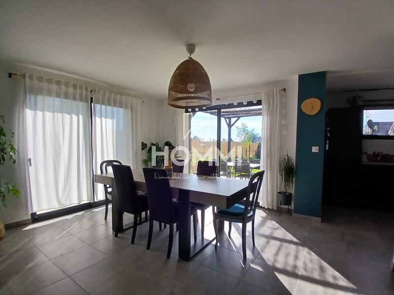 Maison contemporaine - 102 m² - 6 pièces