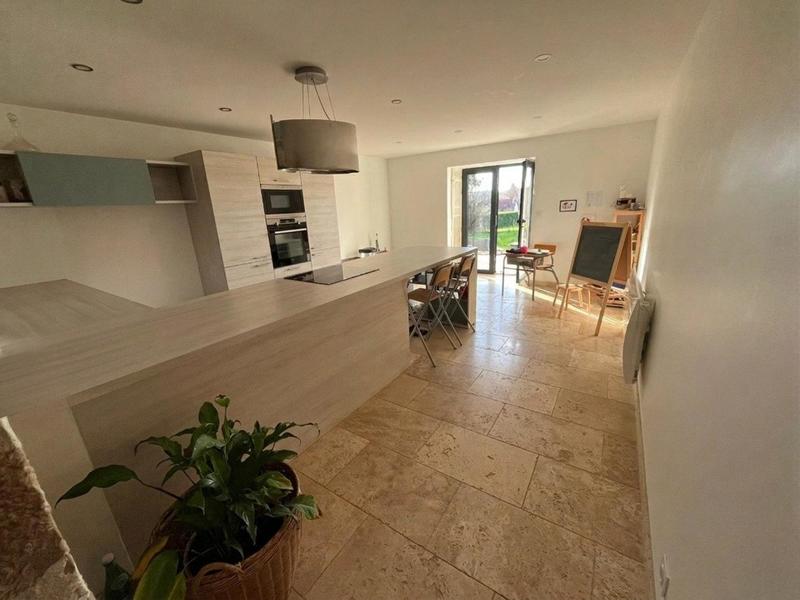 Maison - 190 m² - 8 pièces