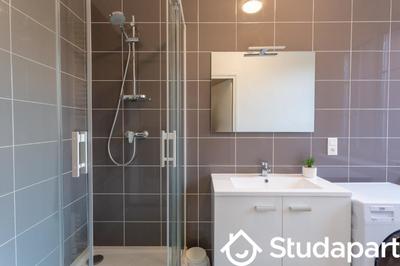 Chambre - 9 m² - 1 pièce