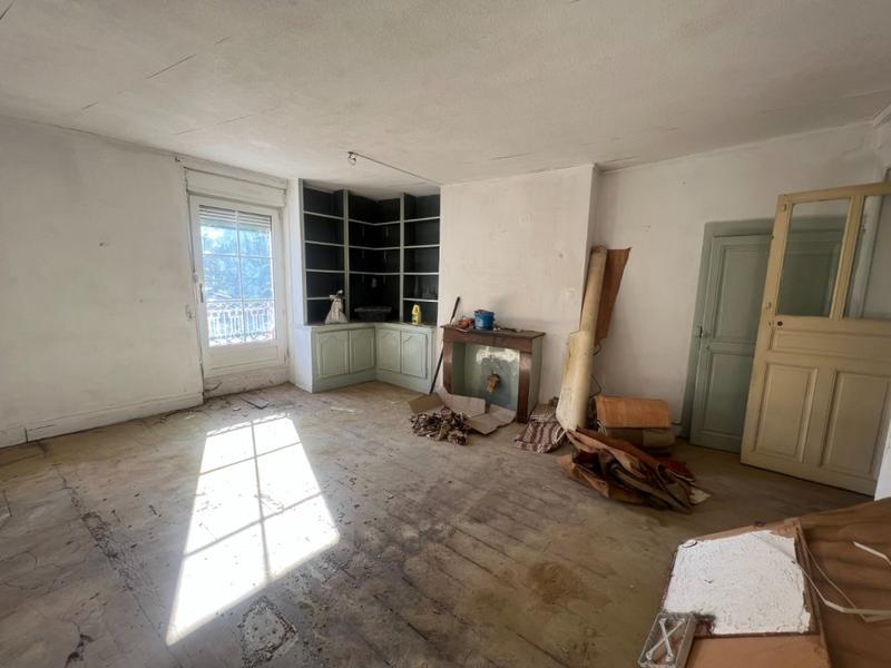 Immeuble - 275 m² - 8 pièces