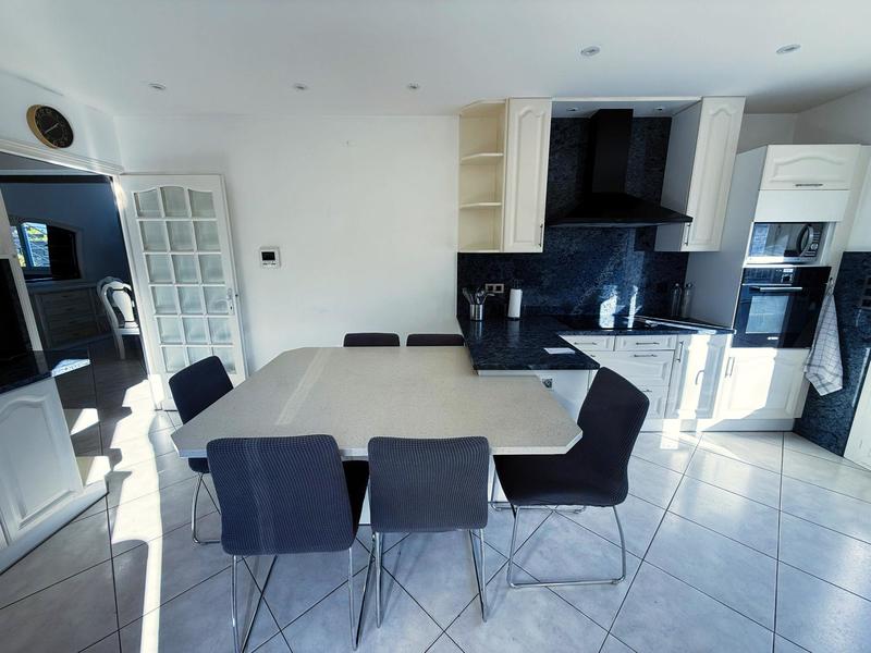 Appartement - 115 m² - 3 pièces