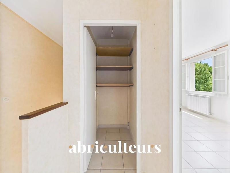 Maison - 94 m² - 5 pièces