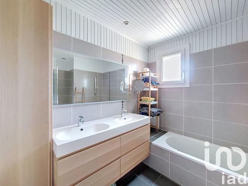 Maison de village - 100 m² - 5 pièces