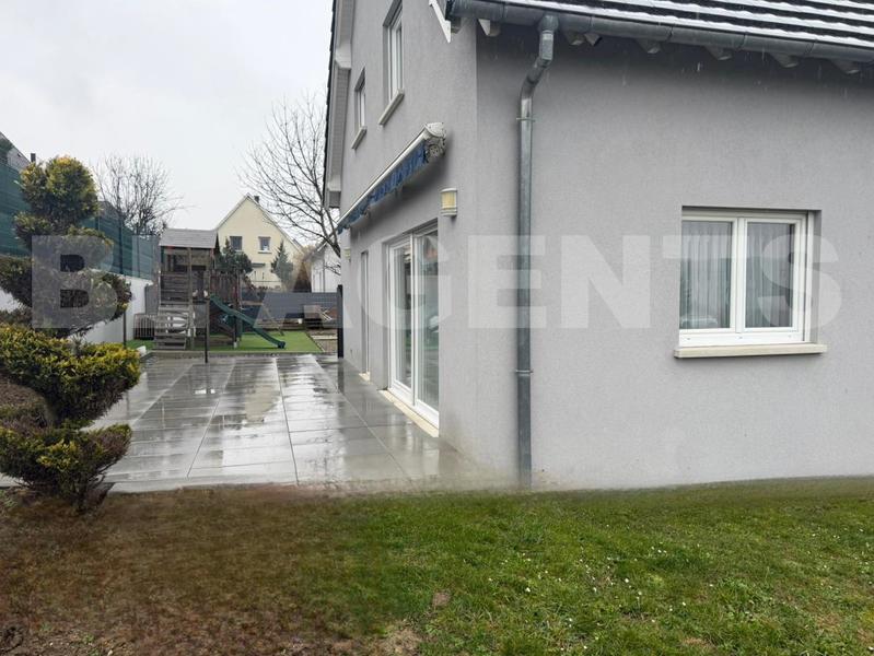 Maison - 138 m² - 5 pièces