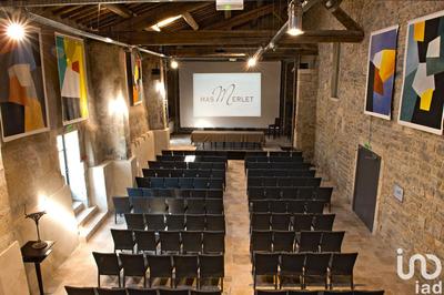 Local commercial - 3 000 m²