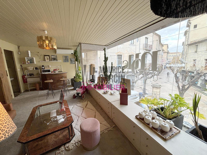 Local commercial - 82 m² - 2 pièces