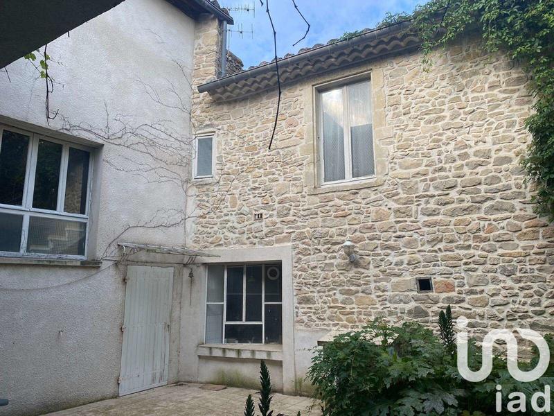 Maison - 370 m² - 12 pièces